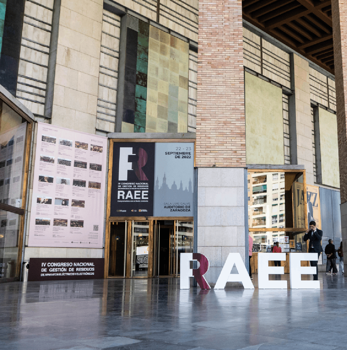 Auditorio Zaragoza donde se celebra el IV Congreso Nacional de RAEE